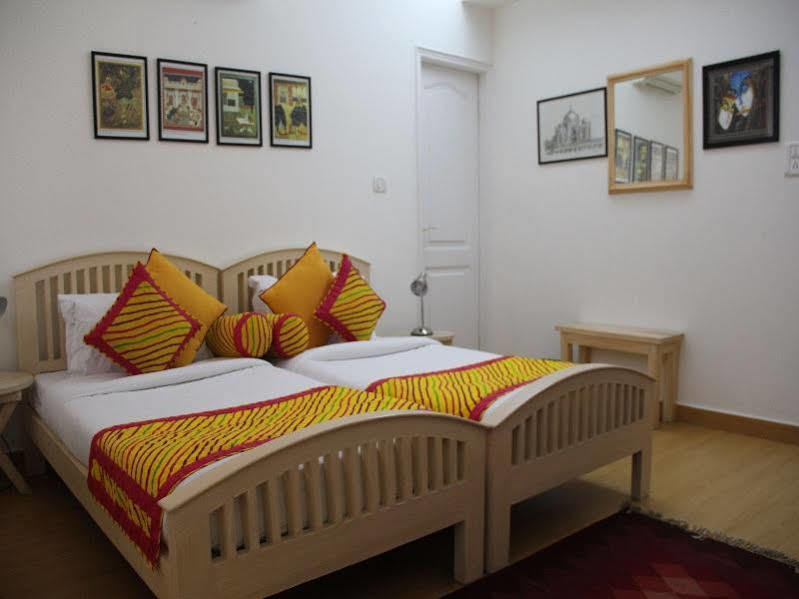 Colonel'S Retreat At The Airport Bed & Breakfast New Delhi Exterior foto
